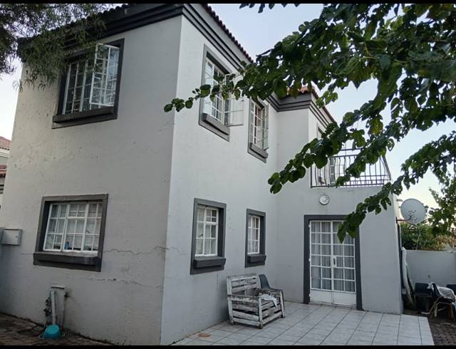 2 BEDROOM HOUSE FOR SALE IN BRAKPAN NORTH